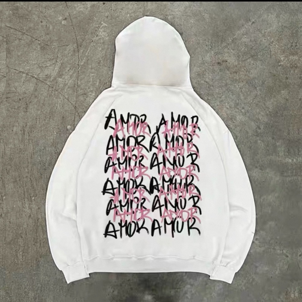 'Amor' Hoodie